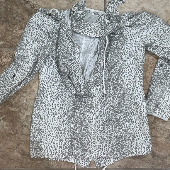 Joie Womens S White Gray Barker Jacket Leopard Print Windbreaker Zip Toggle Hood - Picture 9 of 9